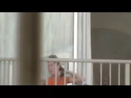 MILF بلوند Lexi داست ...